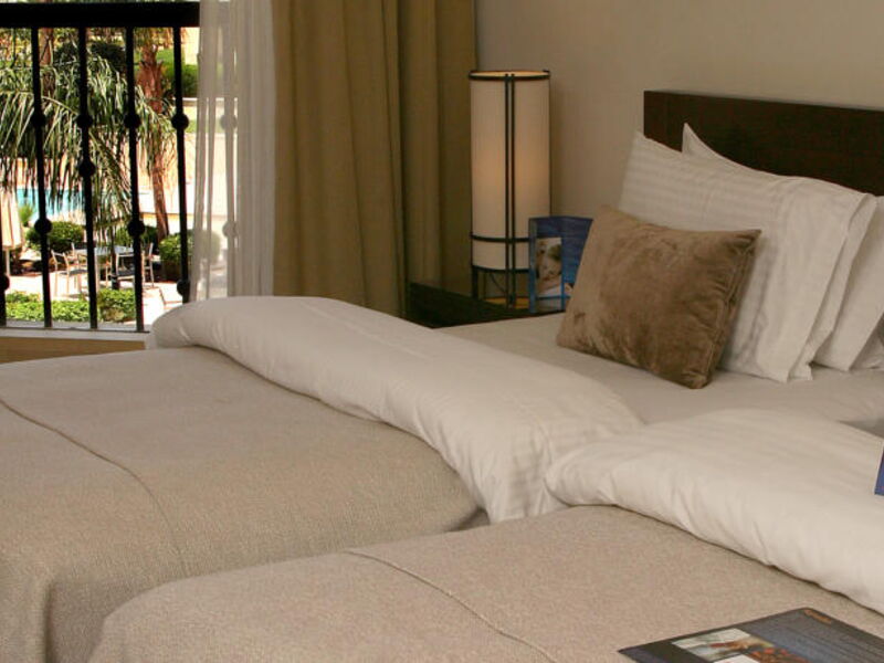 Radisson Blu Tala Bay Resort 120865