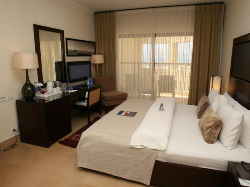 Radisson Blu Tala Bay Resort 120867