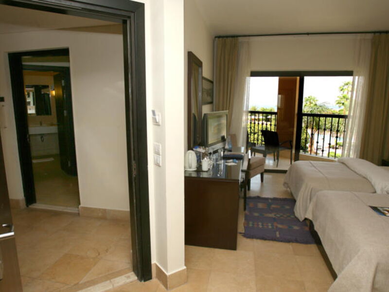 Radisson Blu Tala Bay Resort 120869