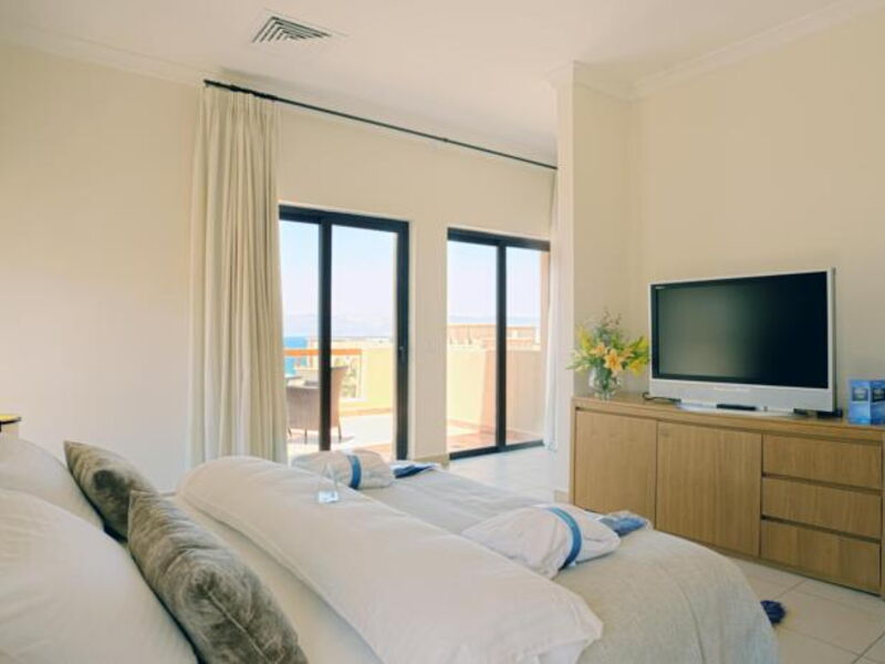 Radisson Blu Tala Bay Resort 120878