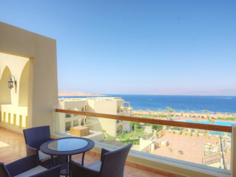 Radisson Blu Tala Bay Resort 120884