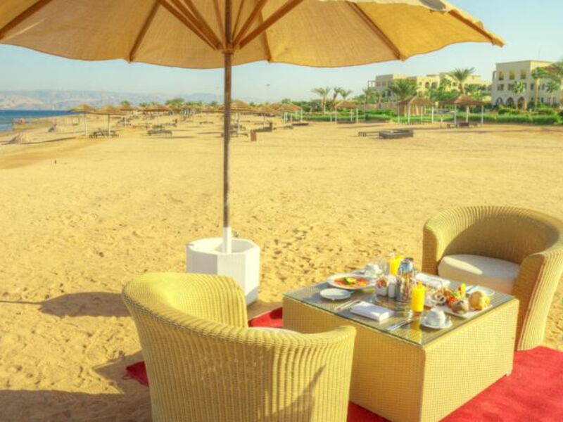 Radisson Blu Tala Bay Resort 120893