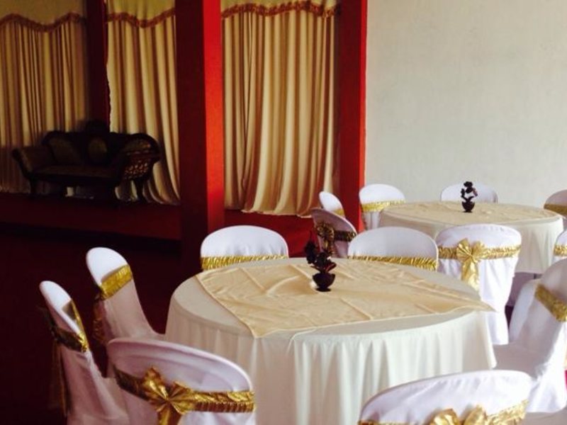 Rainbow Beach Hotel 131491