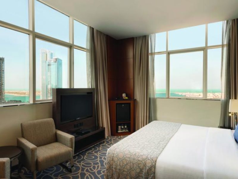 Ramada Abu Dhabi Corniche 119600
