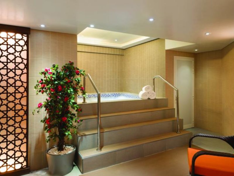 Ramada Abu Dhabi Corniche 119602