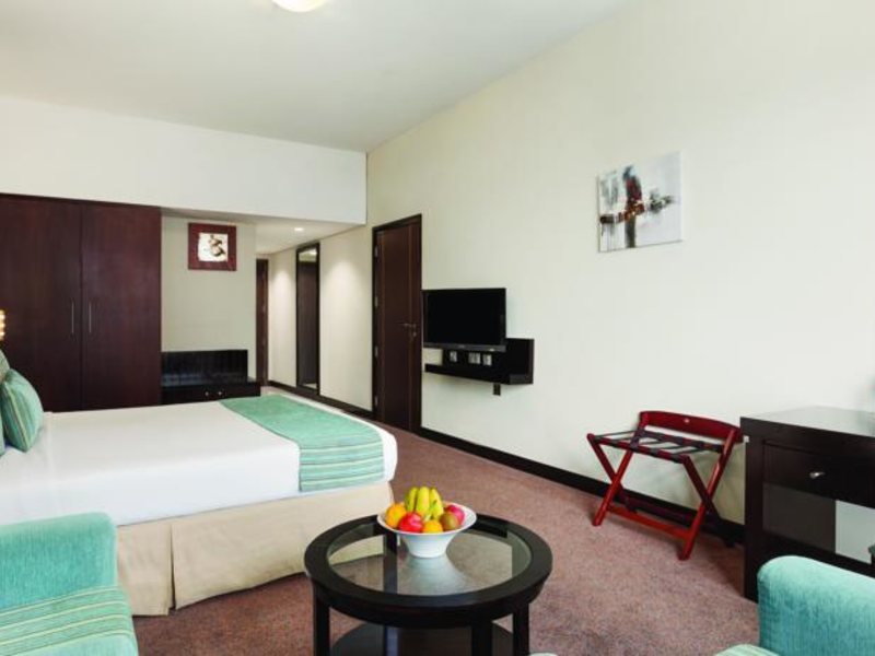 Ramada Deira Hotel By Landmark 118463