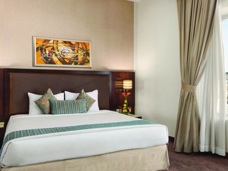 Ramada Deira Hotel By Landmark 118464