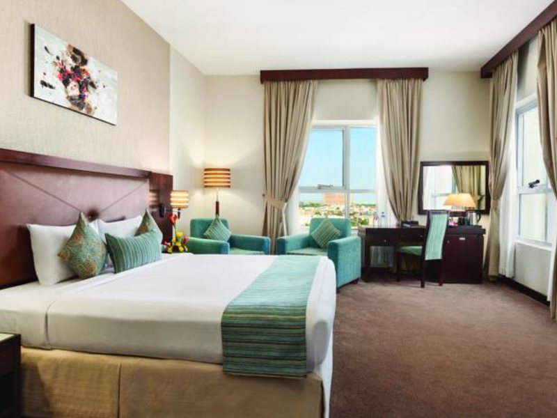 Ramada Deira Hotel By Landmark 118468