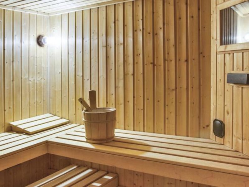 Ramada Deira Hotel By Landmark 118478