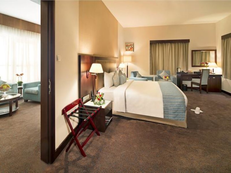 Ramada Deira Hotel By Landmark 118486