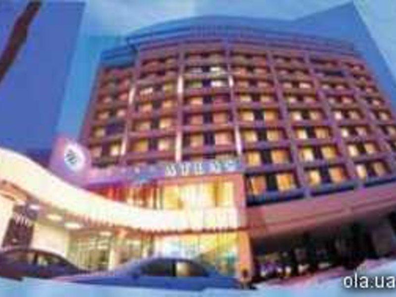 Ramada Donetsk Hotel (ex 12207