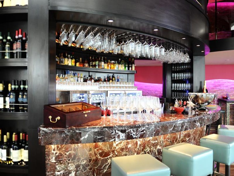 Ramada Downtown Abu Dhabi (ex 191994