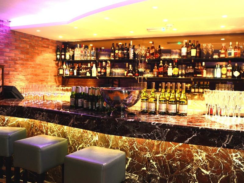 Ramada Downtown Abu Dhabi (ex 191995