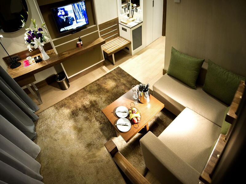 Ramada Encore Istanbul Airport 280713