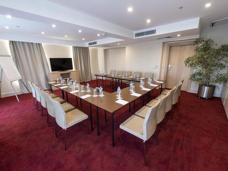 Ramada Encore Istanbul Bayrampasa 243329
