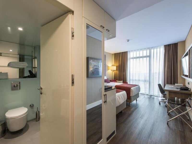Ramada Encore Istanbul Bayrampasa 243336