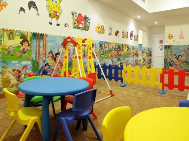 Ramada Hotel & Suites 53899