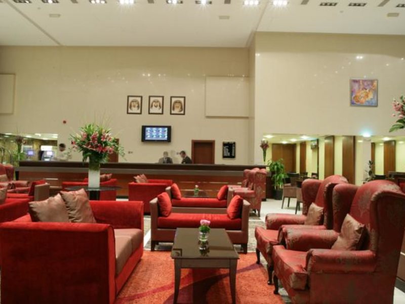 Ramada Hotel & Suites 53904