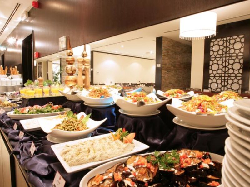 Ramada Hotel & Suites 53907