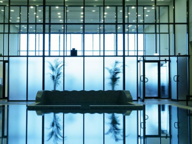 Ramada Hotel & Suites 53924