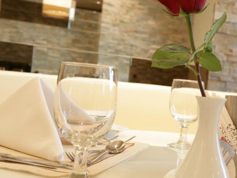 Ramada Hotel & Suites 53936