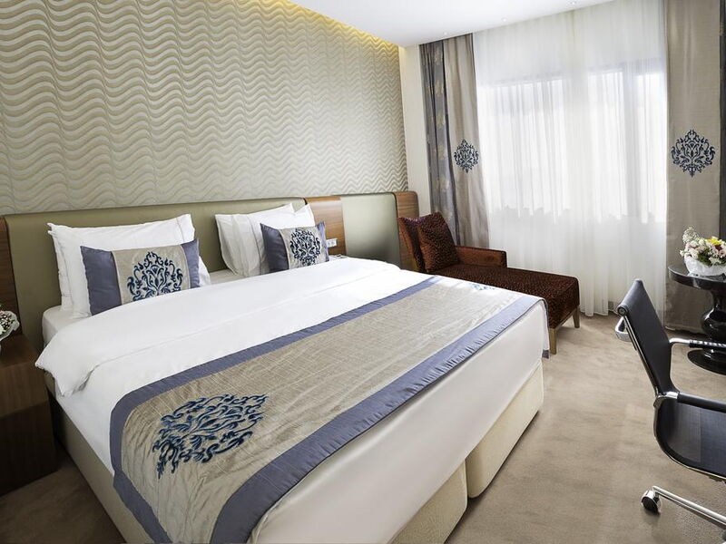 Ramada Hotel and Suites Istanbul Atakoy 280726