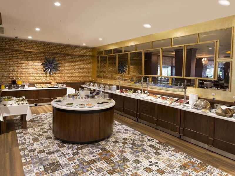 Ramada Hotel and Suites Istanbul Atakoy 280728