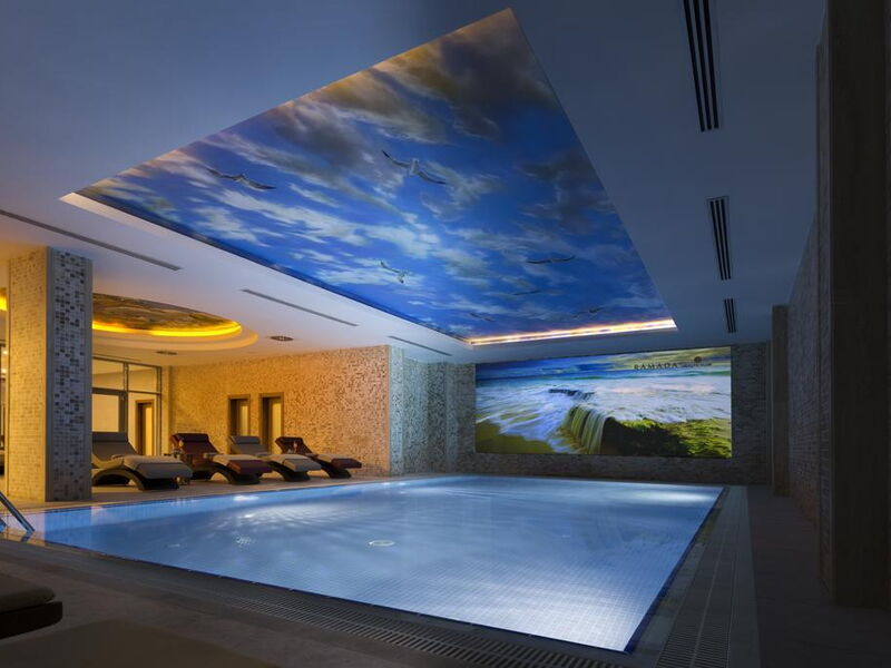Ramada Hotel and Suites Istanbul Atakoy 280735