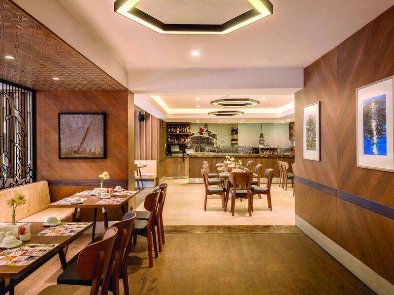 Ramada Istanbul Old City Hotel 243365