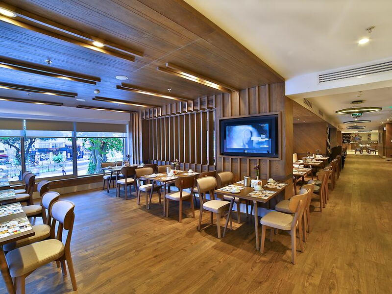 Ramada Istanbul Old City Hotel 243373