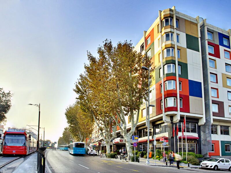 Ramada Istanbul Old City Hotel 243379