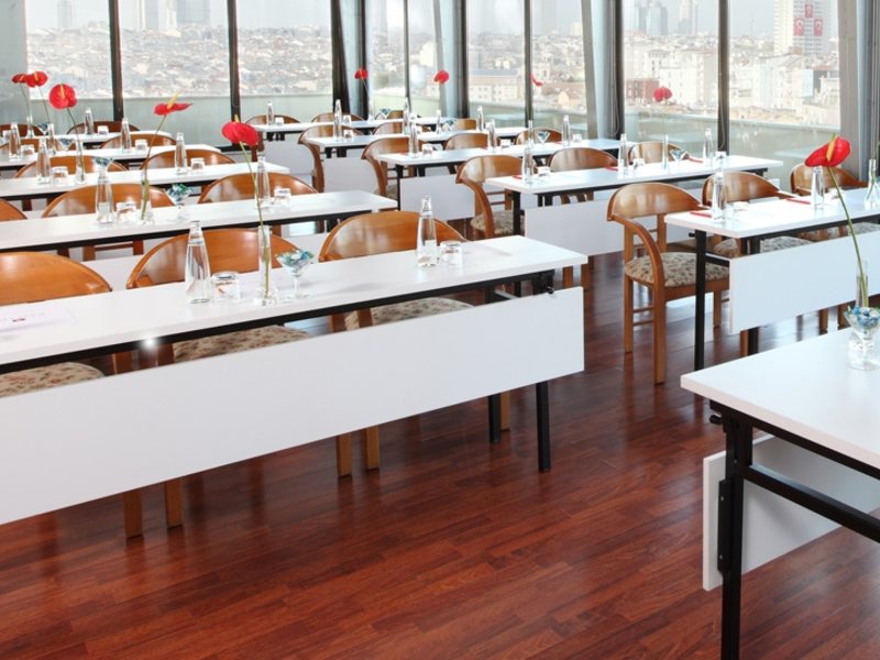 Ramada Istanbul Taksim (ex 104781