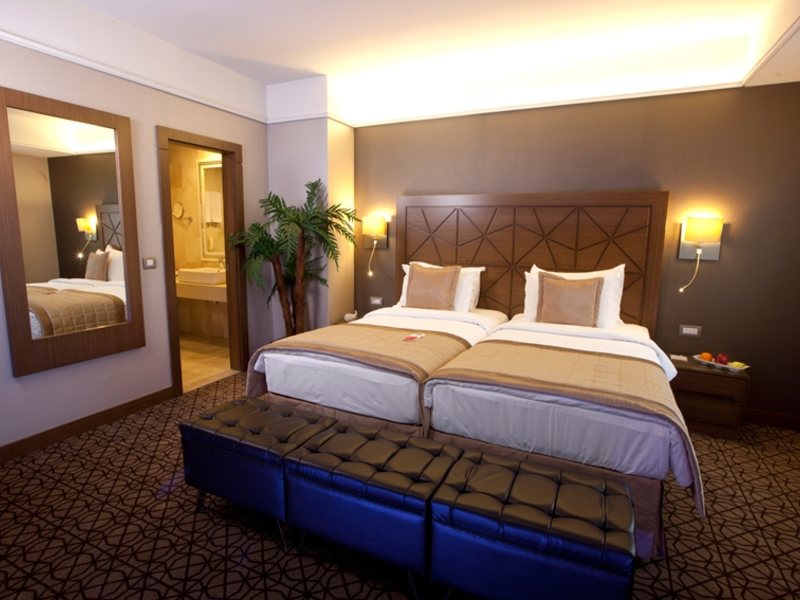 Ramada Istanbul Taksim (ex 104790