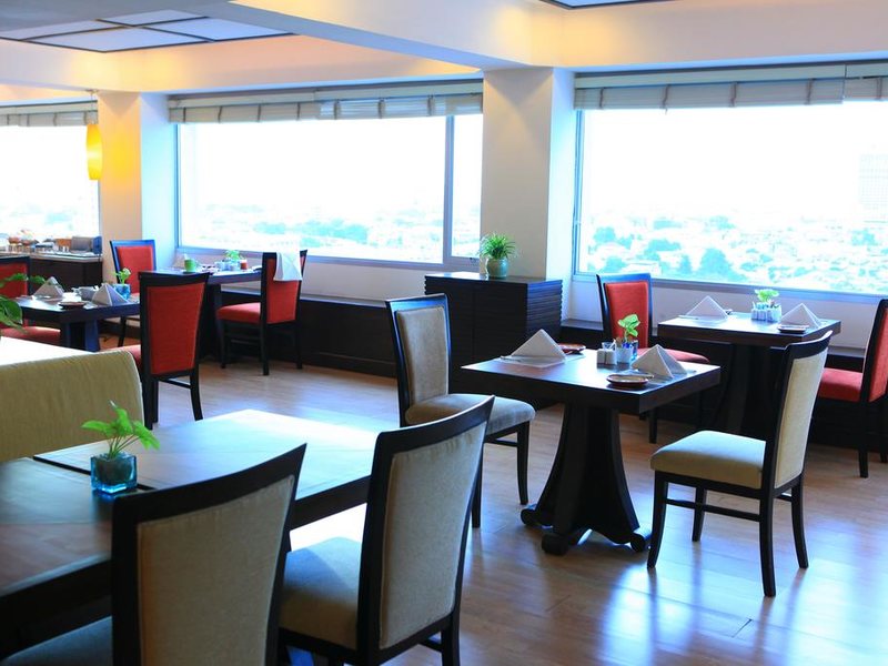 Ramada Plaza Bangkok Menam Riverside 225234