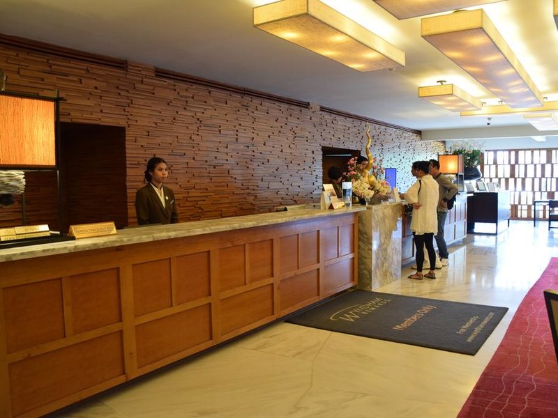 Ramada Plaza Bangkok Menam Riverside 225235