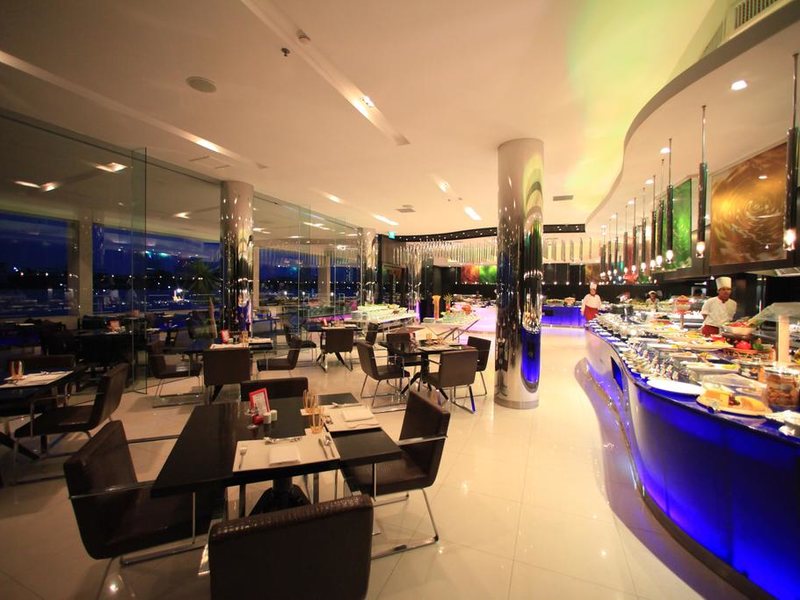 Ramada Plaza Bangkok Menam Riverside 225260