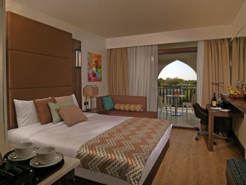 Ramada Resort Akbuk 69044