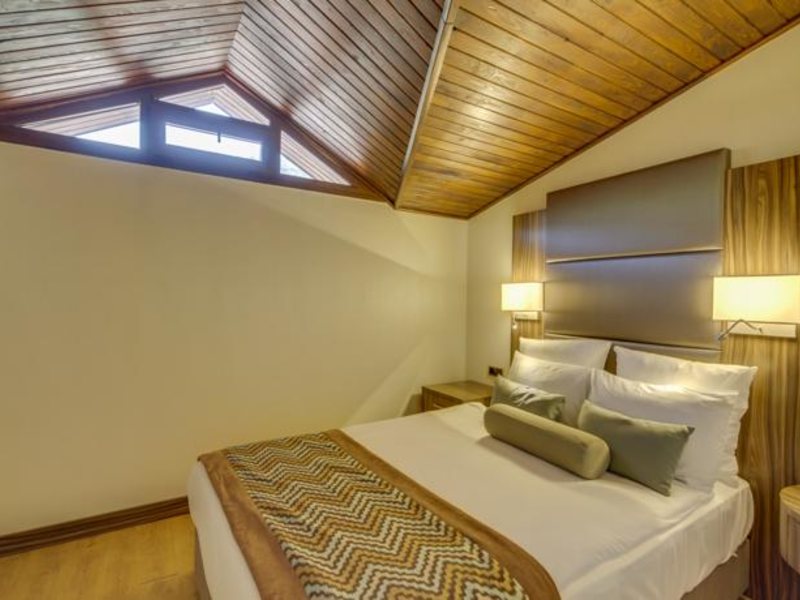 Ramada Resort Akbuk 69059