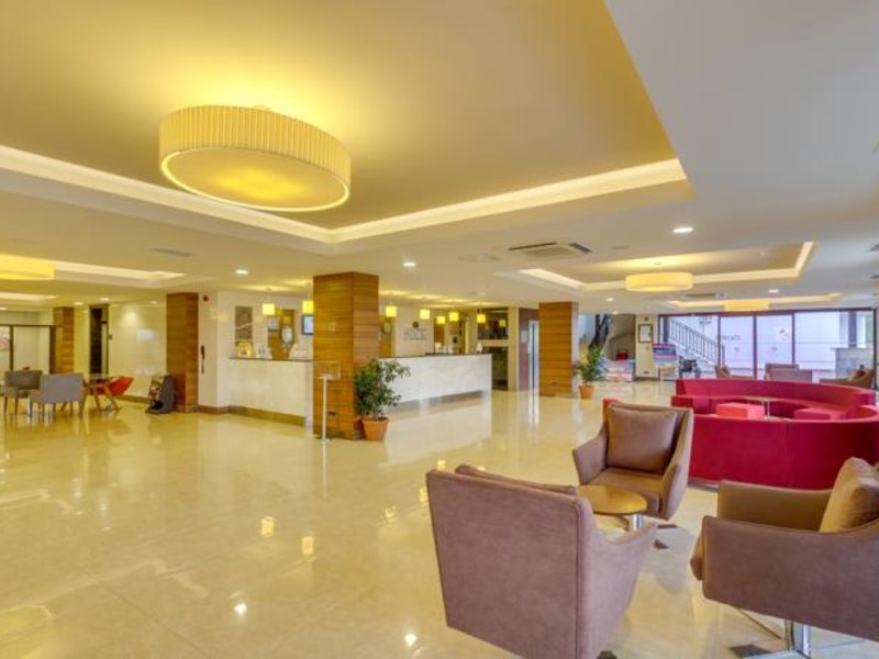 Ramada Resort Akbuk 69065