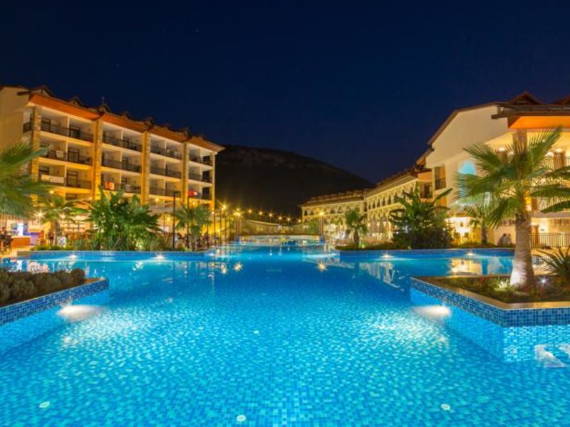 Ramada Resort Akbuk 69071