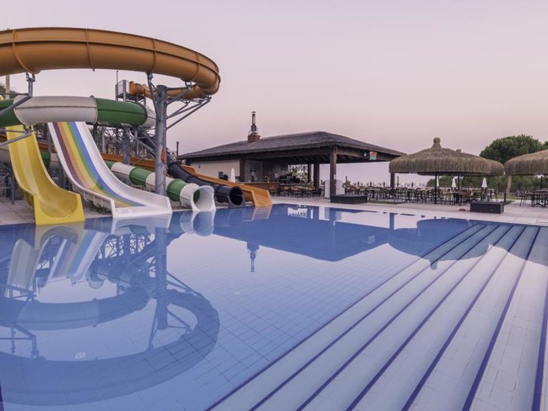 Ramada Resort Kusadasi & Golf 187451