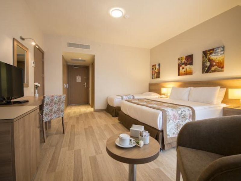 Ramada Resort Lara 66615