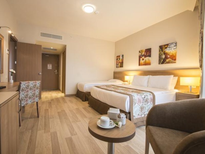 Ramada Resort Lara 66621