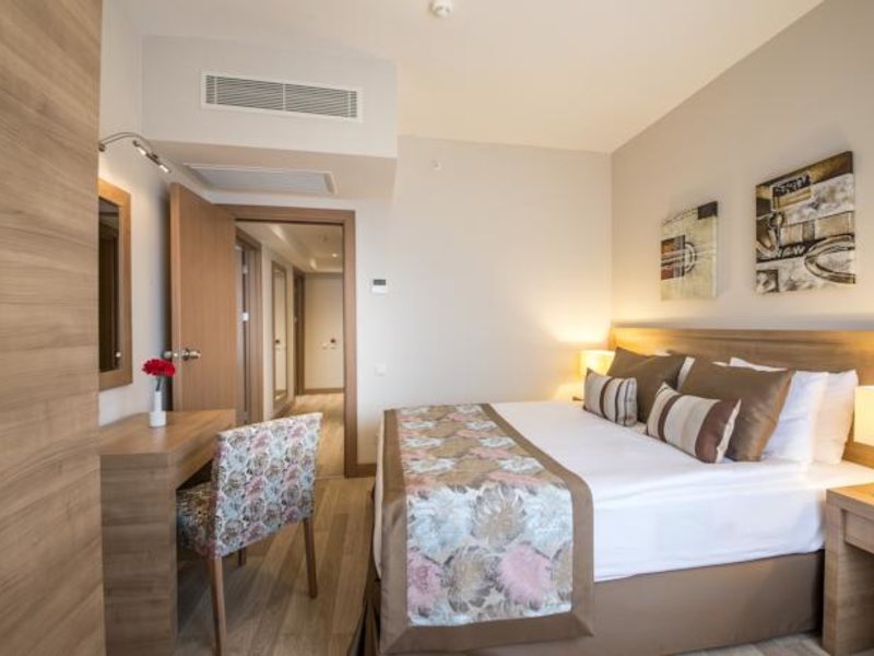 Ramada Resort Lara 66624