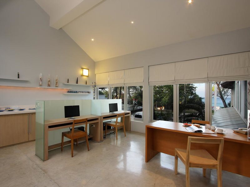 Ramada Southsea Karon Beach 225785