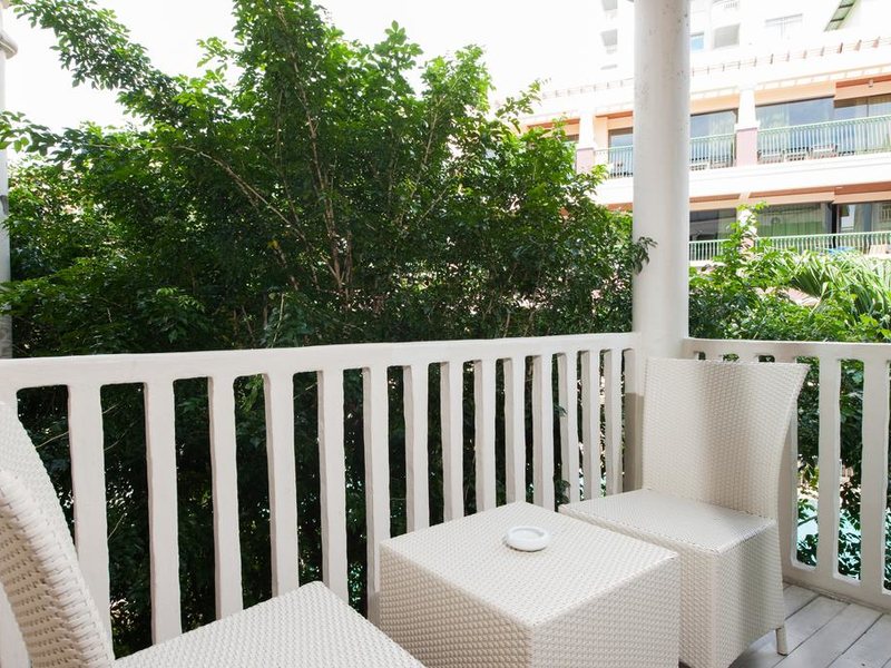 Ramada Southsea Karon Beach 225795