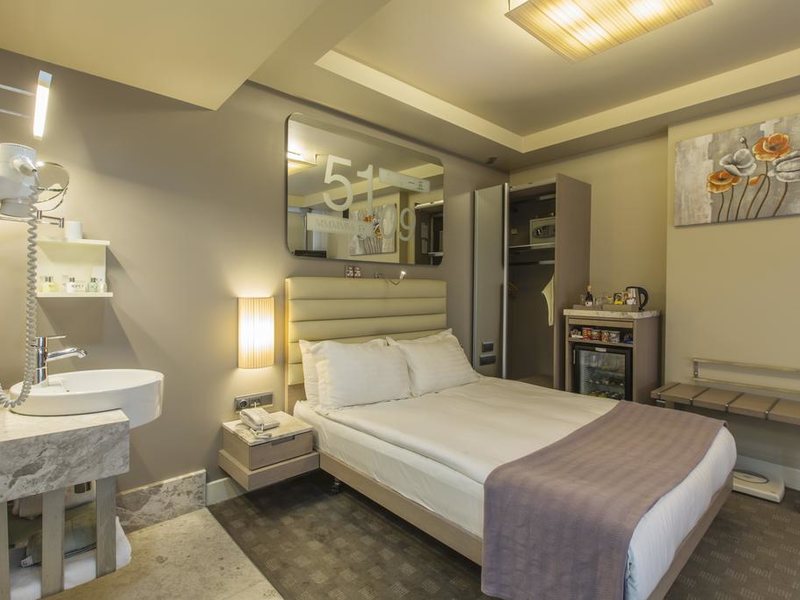 Ramada by Wyndham Istanbul Pera (ex 302847