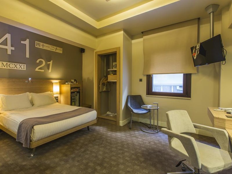 Ramada by Wyndham Istanbul Pera (ex 302848