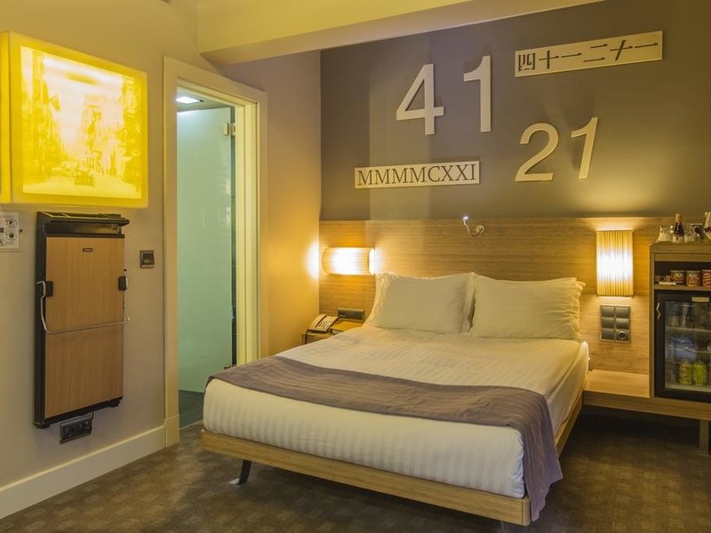 Ramada by Wyndham Istanbul Pera (ex 302850