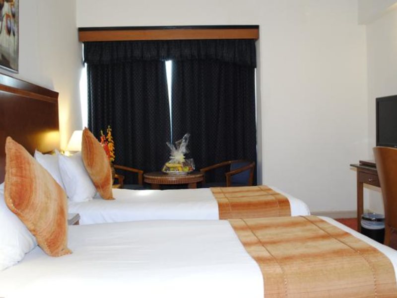 Ramee Guestline Hotel - Al Rigga 132955